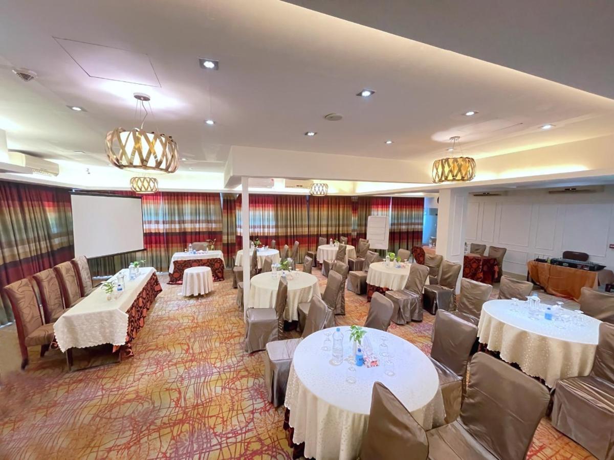 Hotel Bengal Canary Park Dhaka Exterior photo